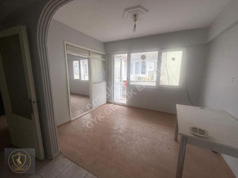 Gemlik Merkezde Güneş Alan 2+1 Daire — fotoğraf 7