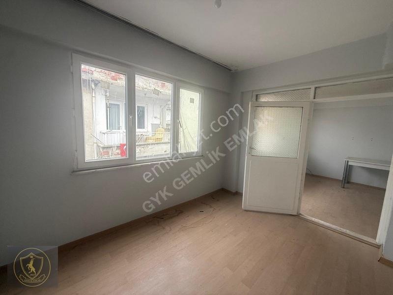 Gemlik Merkezde Güneş Alan 2+1 Daire — fotoğraf 10