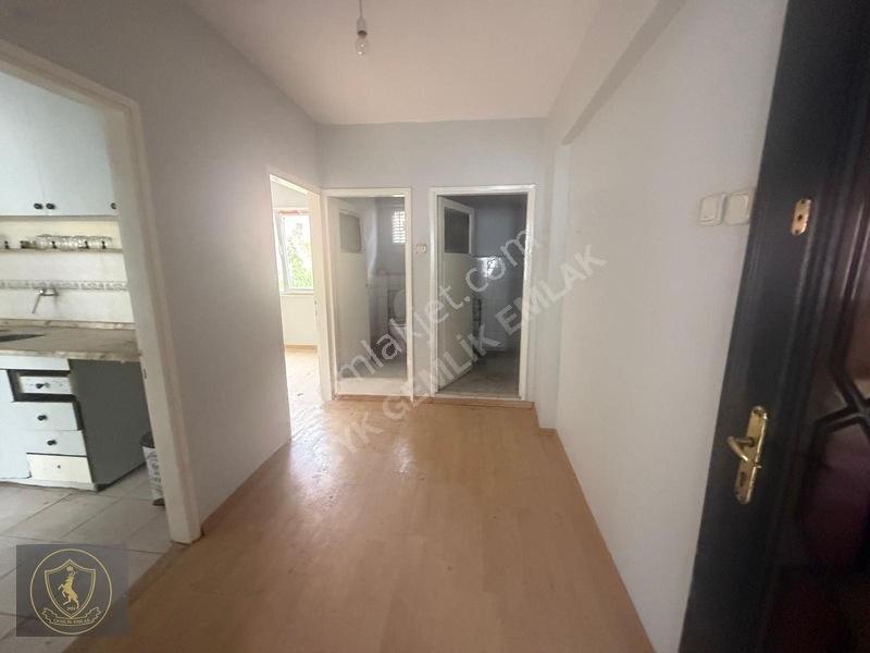 Gemlik Merkezde Güneş Alan 2+1 Daire — fotoğraf 12