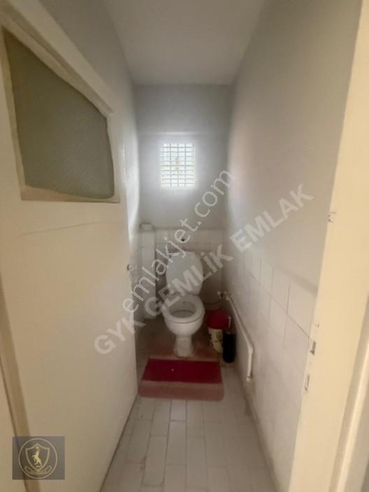 Gemlik Merkezde Güneş Alan 2+1 Daire — fotoğraf 13