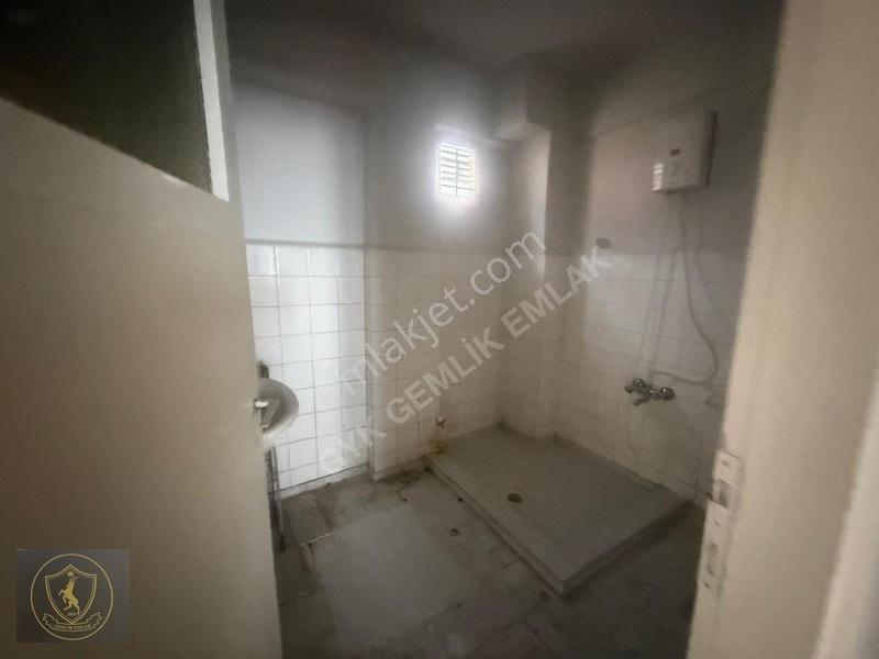 Gemlik Merkezde Güneş Alan 2+1 Daire — fotoğraf 16