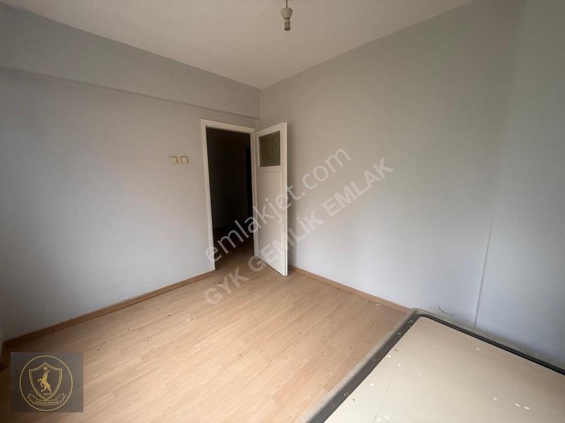 Gemlik Merkezde Güneş Alan 2+1 Daire — fotoğraf 23
