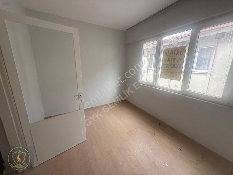 Gemlik Merkezde Güneş Alan 2+1 Daire — fotoğraf 27
