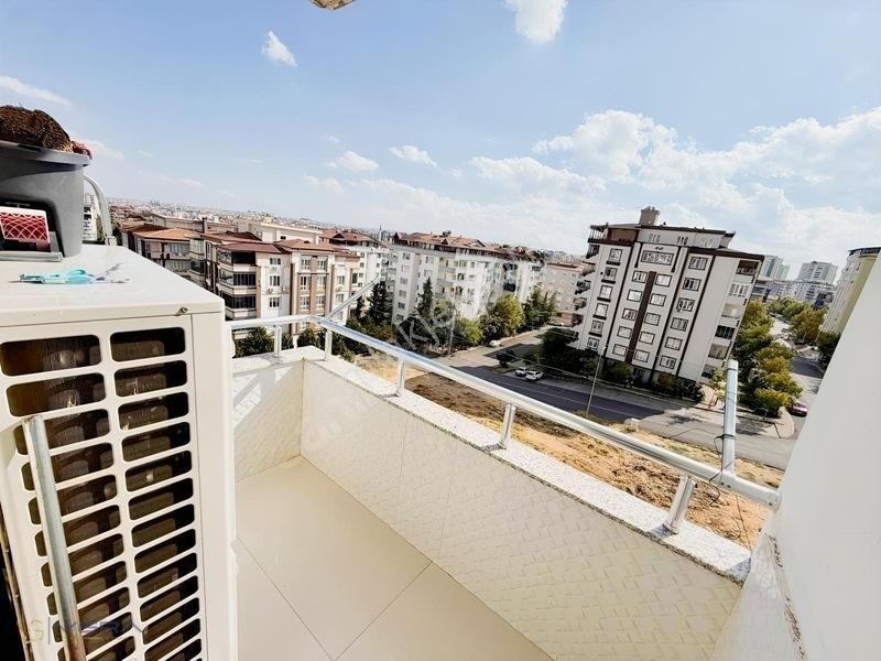 Batıkentte Jakuzili Satılık 4+1, 3 Cepheli Çift Balkonlu Daire — fotoğraf 16