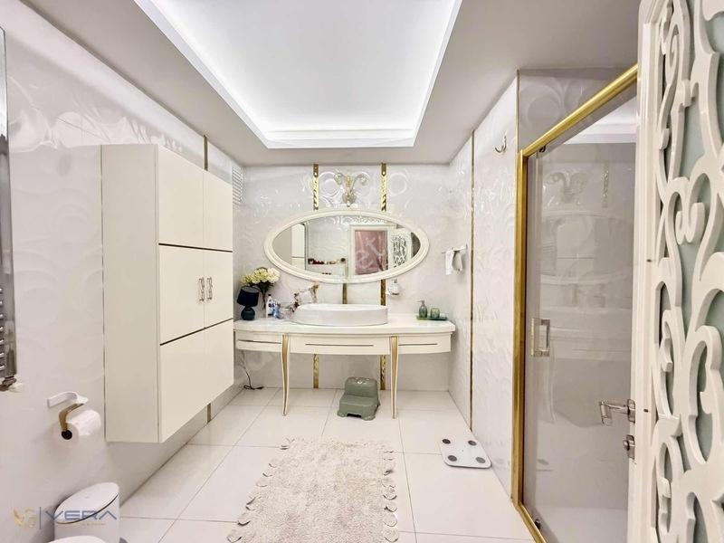 Batıkentte Jakuzili Satılık 4+1, 3 Cepheli Çift Balkonlu Daire — fotoğraf 27
