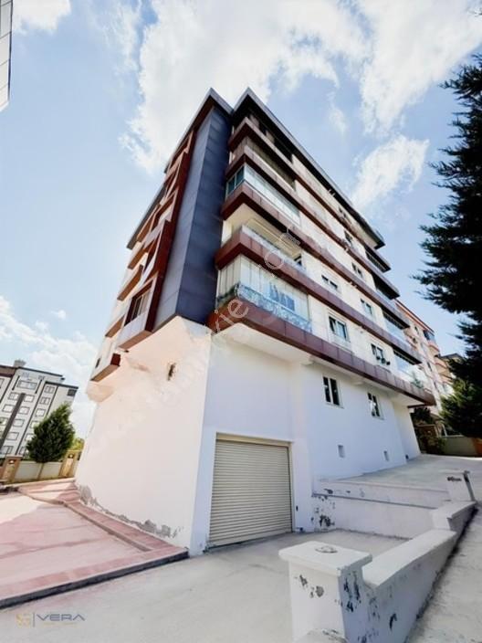 Batıkentte Jakuzili Satılık 4+1, 3 Cepheli Çift Balkonlu Daire — fotoğraf 32