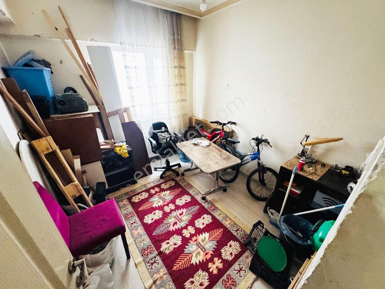 Çatkapıdan Selçuklu Mh Merkezi Lokasyonda Salon Bağımsız 3+1 Yapılı Fırsat Daire — fotoğraf 6