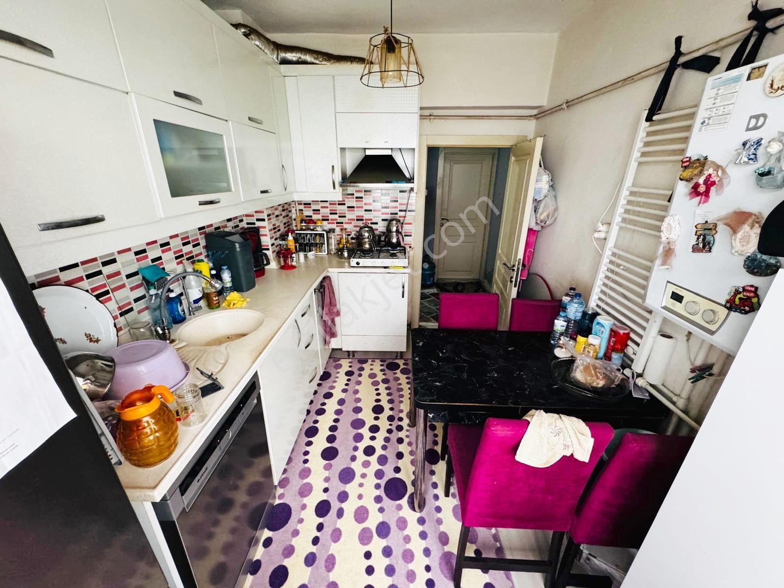 Çatkapıdan Selçuklu Mh Merkezi Lokasyonda Salon Bağımsız 3+1 Yapılı Fırsat Daire — fotoğraf 8