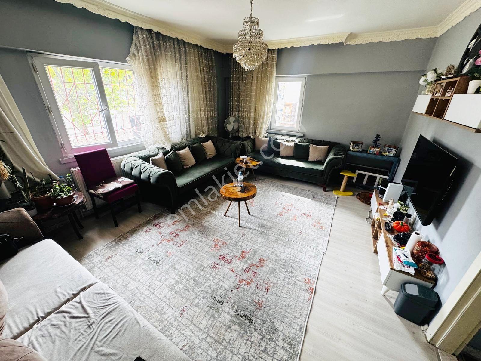 Çatkapıdan Selçuklu Mh Merkezi Lokasyonda Salon Bağımsız 3+1 Yapılı Fırsat Daire — fotoğraf 15