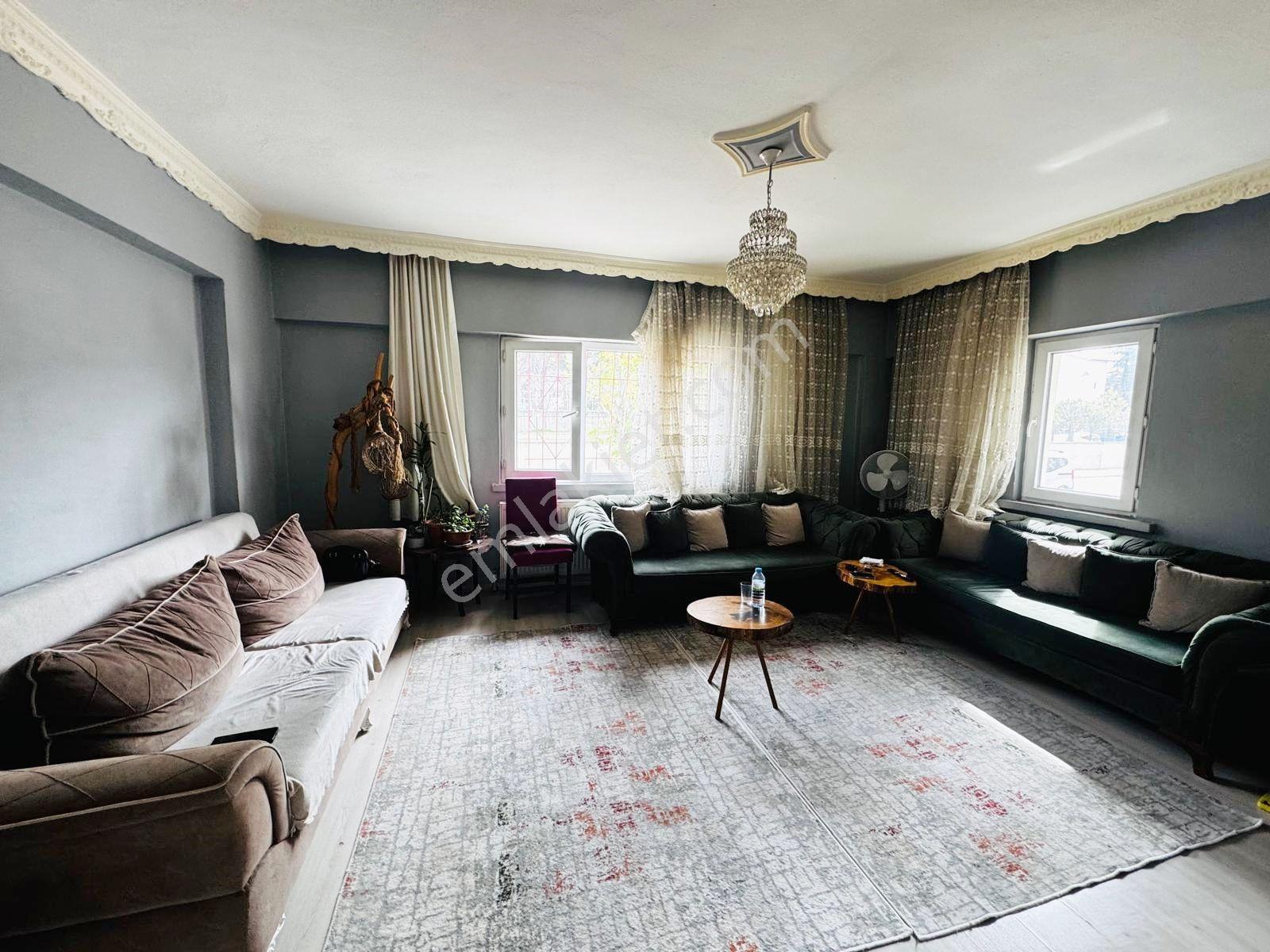 Çatkapıdan Selçuklu Mh Merkezi Lokasyonda Salon Bağımsız 3+1 Yapılı Fırsat Daire — fotoğraf 16