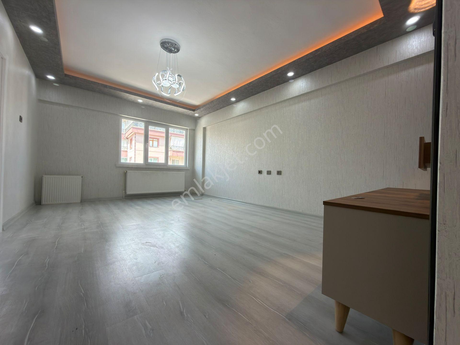 Sincan Andiçen Mah Ön Cephe Kredi Limitsiz 2.arakat 3+1 Satılık Daire — fotoğraf 8
