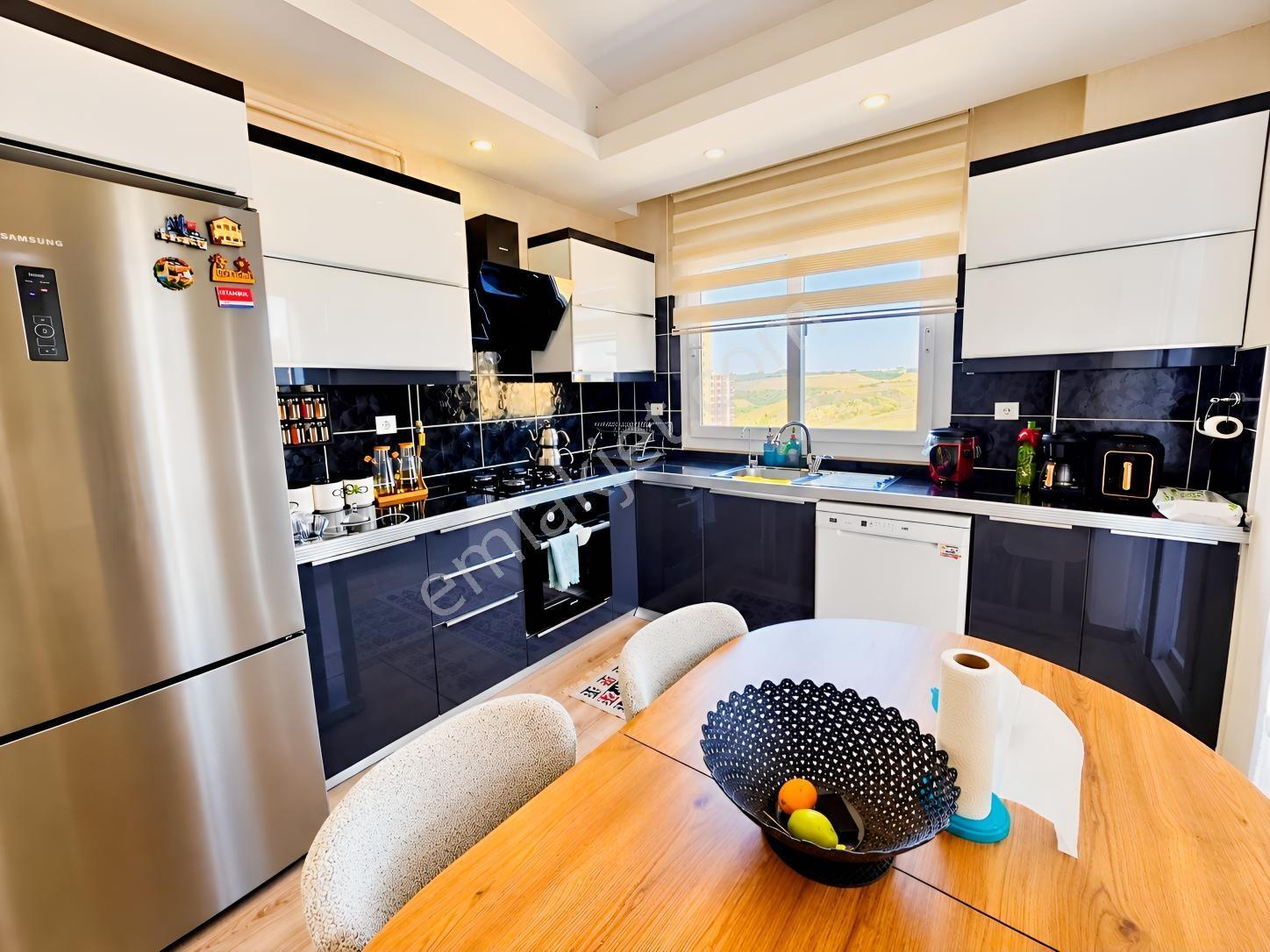 Vesile'den Site İçi Havuzlu İskanlı 2+1 — fotoğraf 8