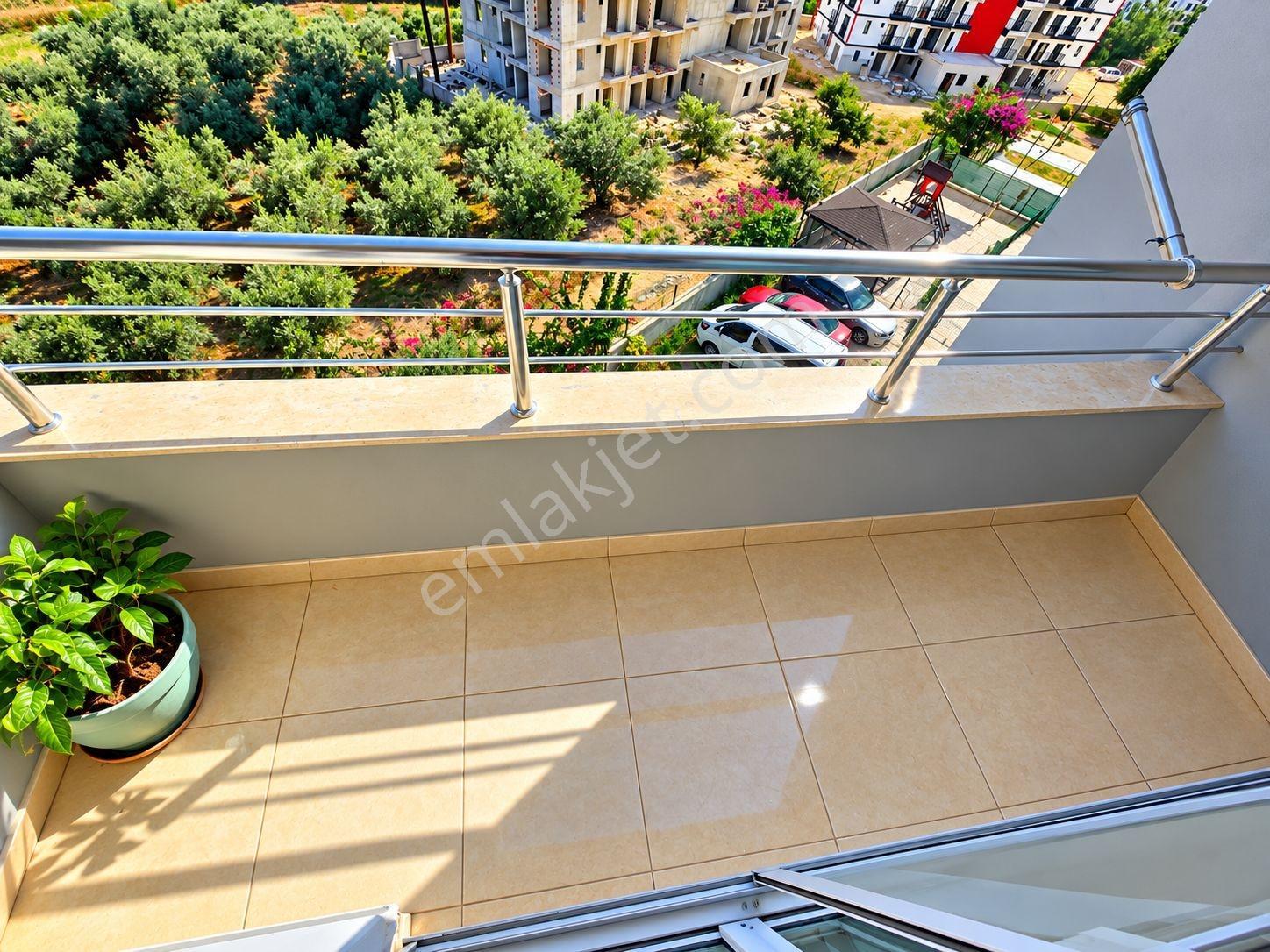 Vesile'den Site İçi Havuzlu İskanlı 2+1 — fotoğraf 12