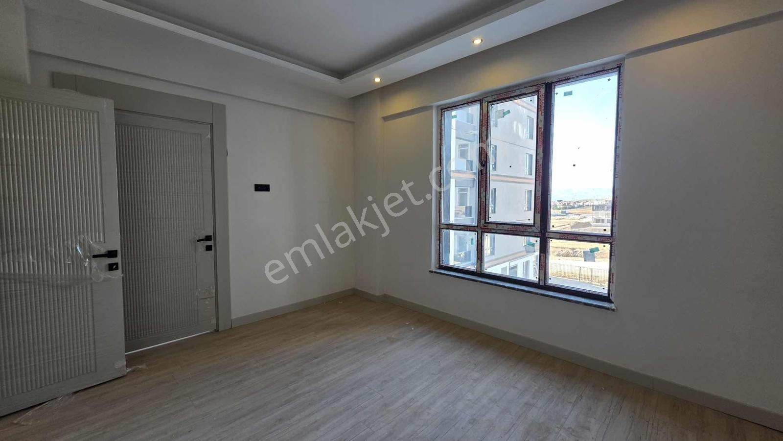 Emlak Fix'den Eğriköprü Mahallesinde Satılık 4.5+1 Fırsat Daire — fotoğraf 14
