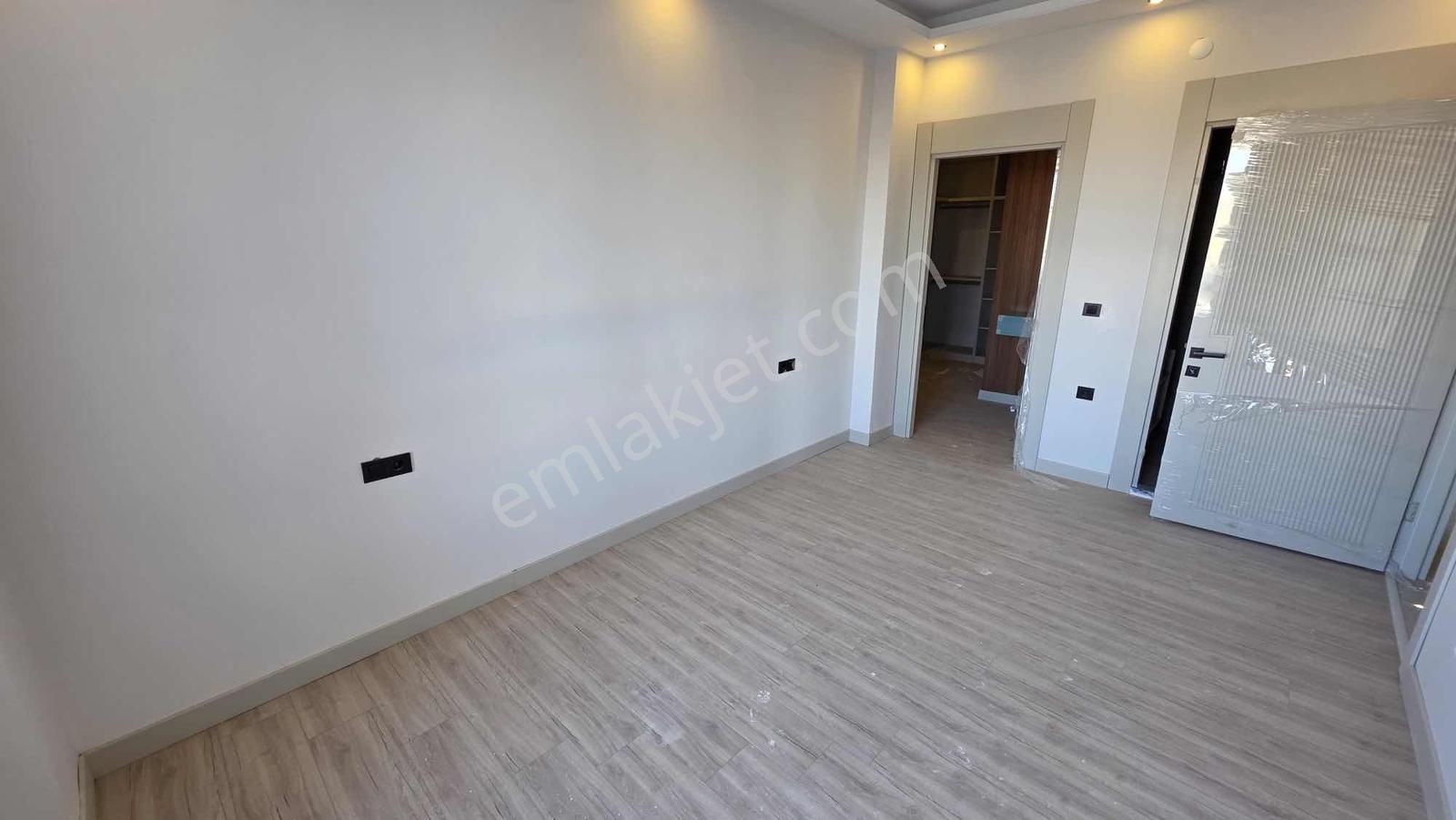 Emlak Fix'den Eğriköprü Mahallesinde Satılık 4.5+1 Fırsat Daire — fotoğraf 23