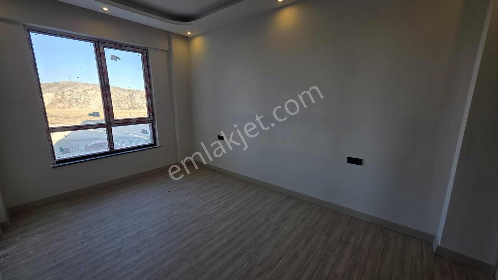 Emlak Fix'den Eğriköprü Mahallesinde Satılık 4.5+1 Fırsat Daire — fotoğraf 28