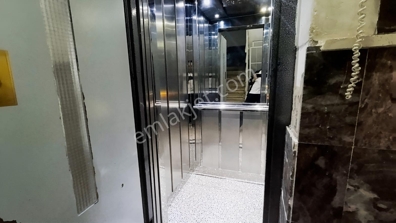 Full Kredili Aliçetinkaya Cad 3+1 160m2 Merkezi Konumda 3.kat — fotoğraf 6