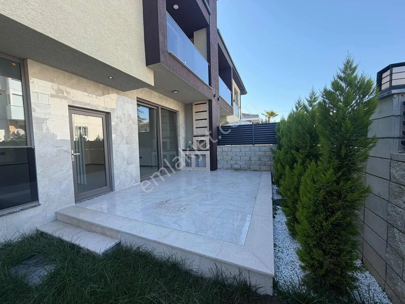 Re/max Desıgn Erenler Satılık Villa — fotoğraf 2