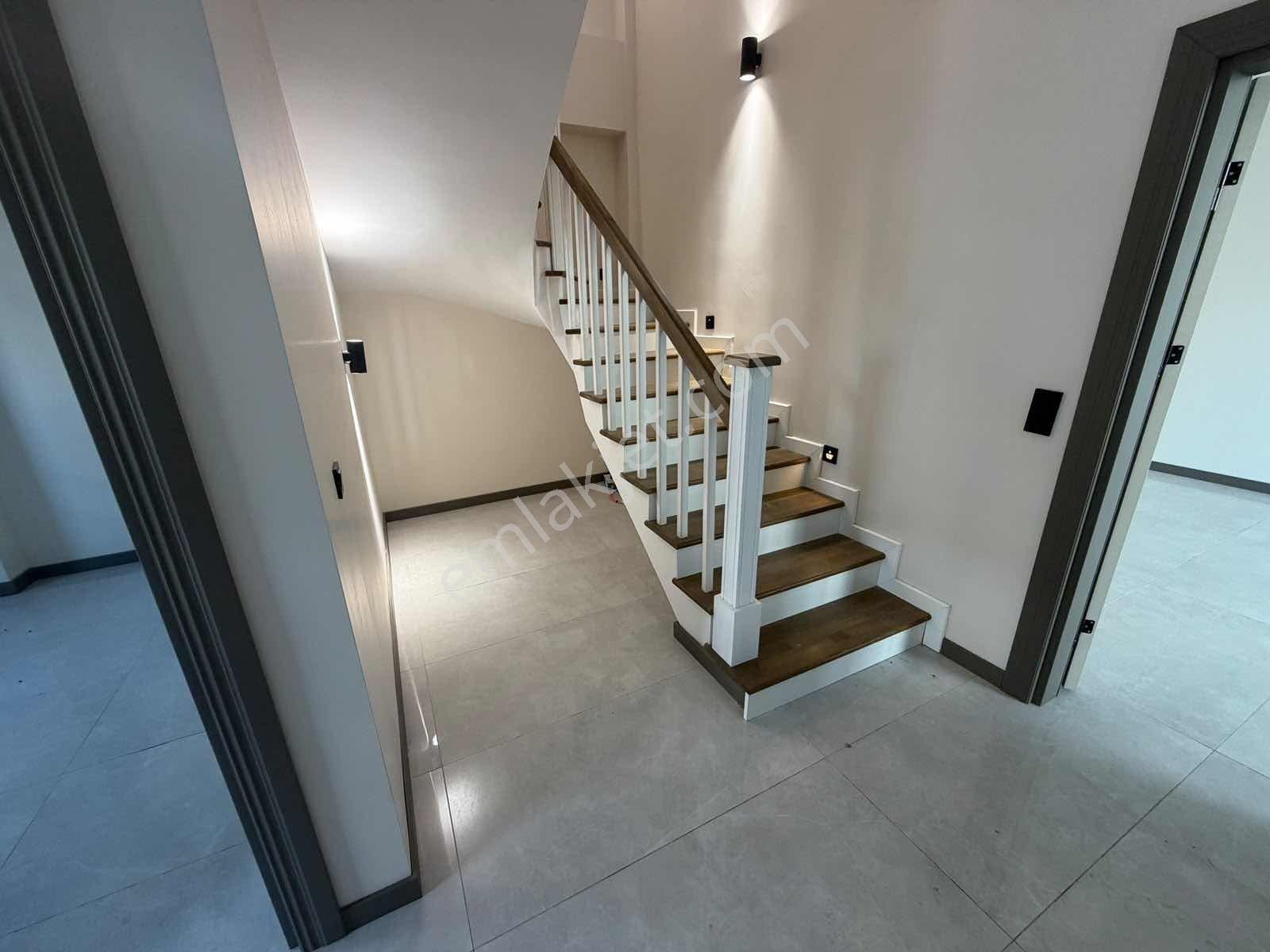 Re/max Desıgn Erenler Satılık Villa — fotoğraf 13