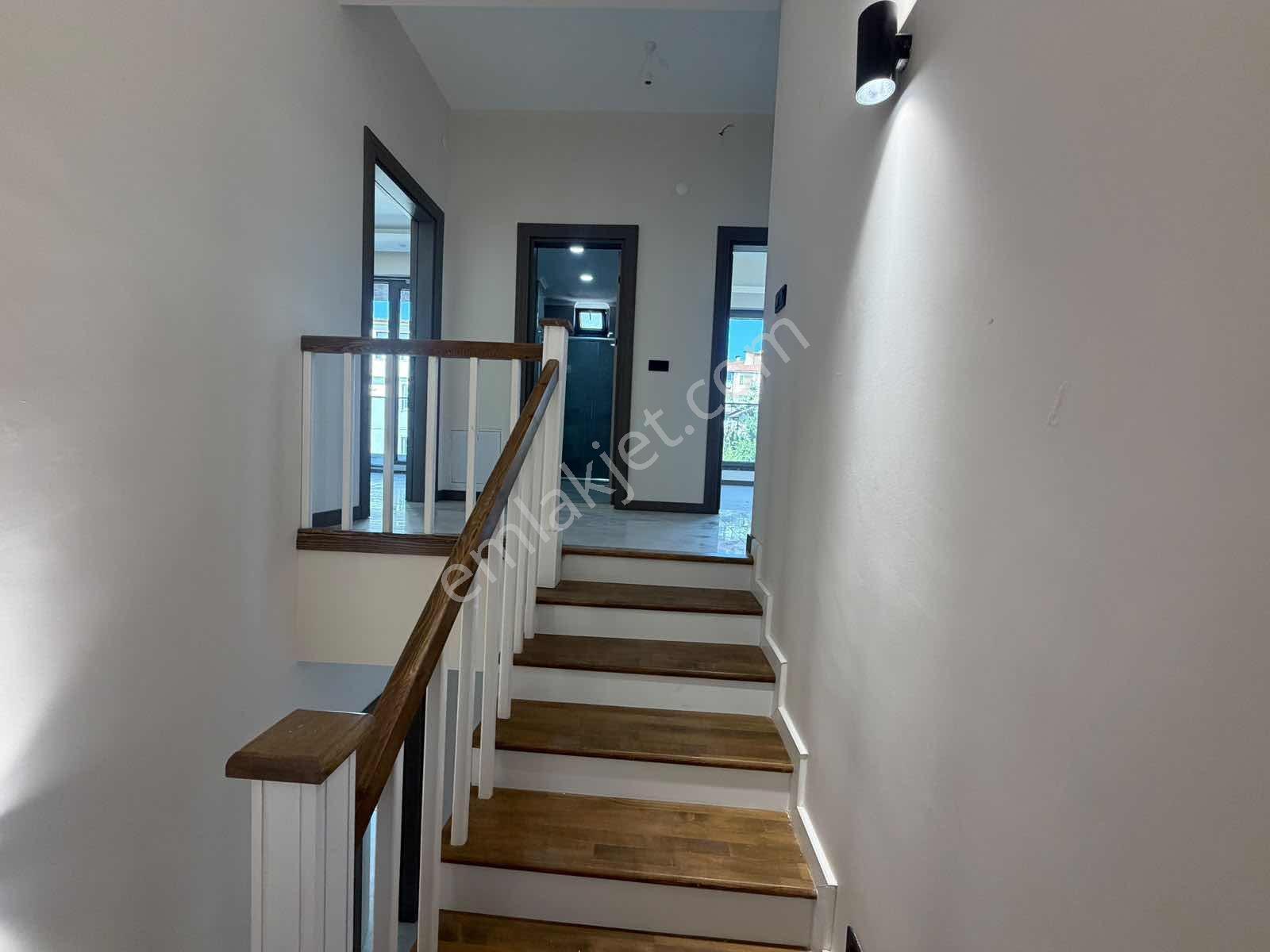 Re/max Desıgn Erenler Satılık Villa — fotoğraf 14