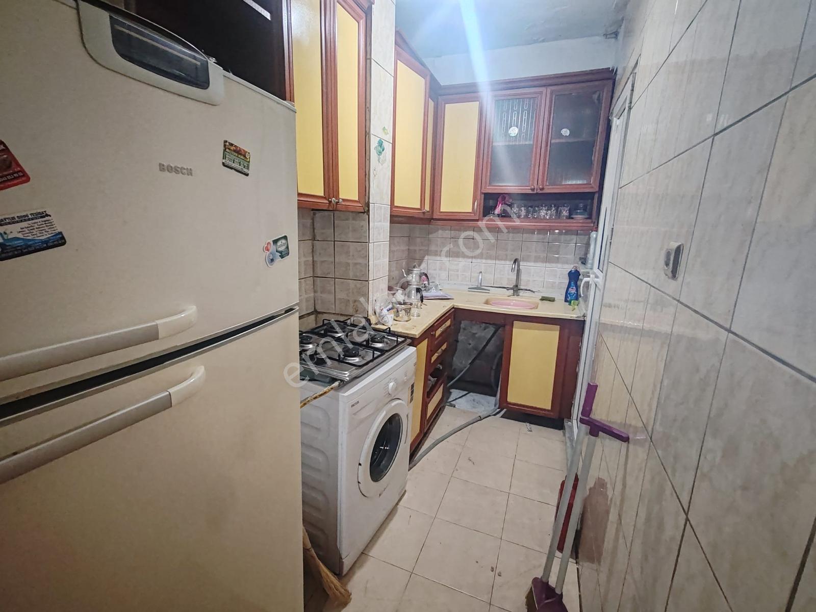 Fatih Dervişali'de Merkezi Konum 85mt Satılık 1,5+1 Giriş Daire — fotoğraf 7