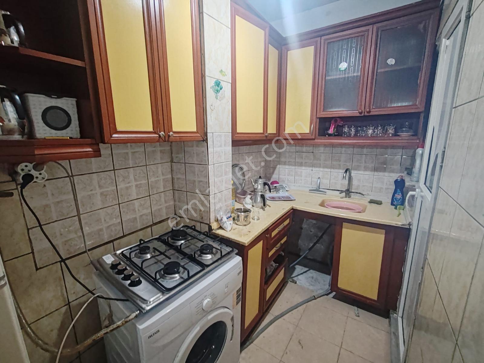 Fatih Dervişali'de Merkezi Konum 85mt Satılık 1,5+1 Giriş Daire — fotoğraf 8