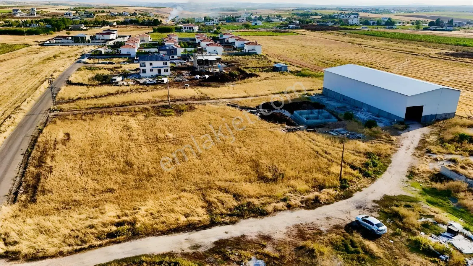 Güzelyurt'ta Modern Villa Bölgesinde Özel İmarlı Satılık Arsa — fotoğraf 3