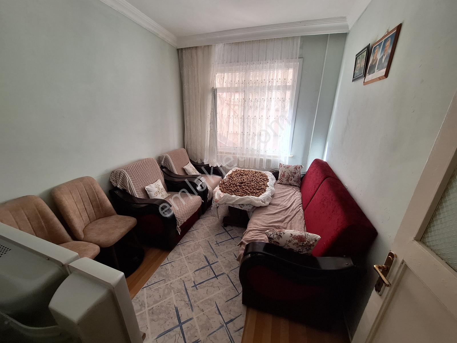 Pendik Çamçeşme Mahallesin'de Satılık 2+1 Daire Merkez'de — fotoğraf 3