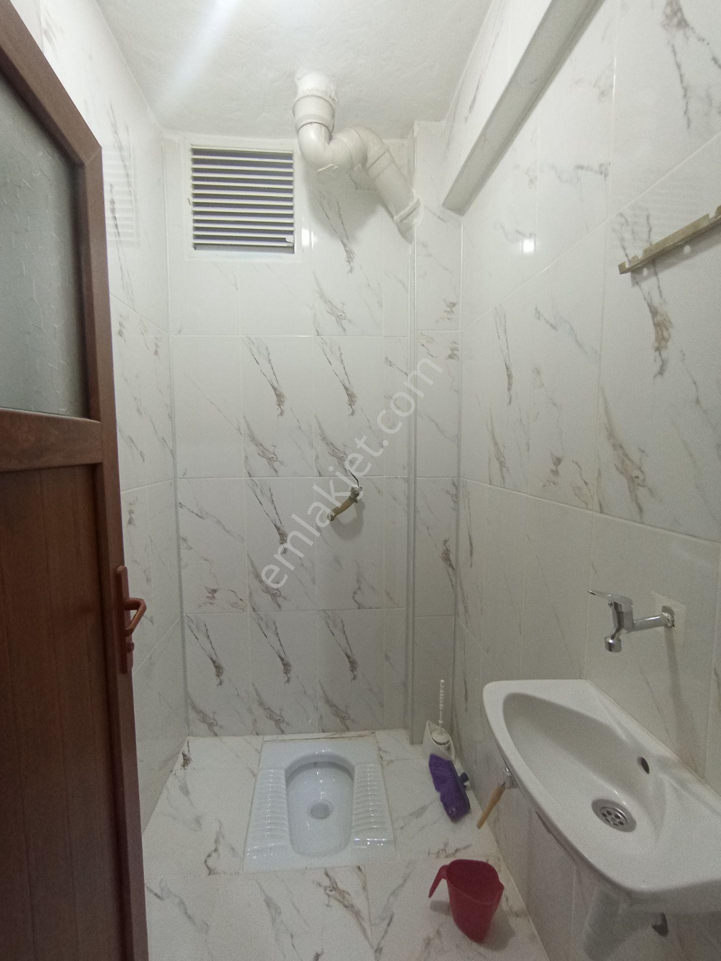 ( Kelepir ) Diclekentte 3.5+1 Lüks 1. Kat ( Altında Daire Var ) Sitede Kat İrtifaklı Fırsat Daire — fotoğraf 8