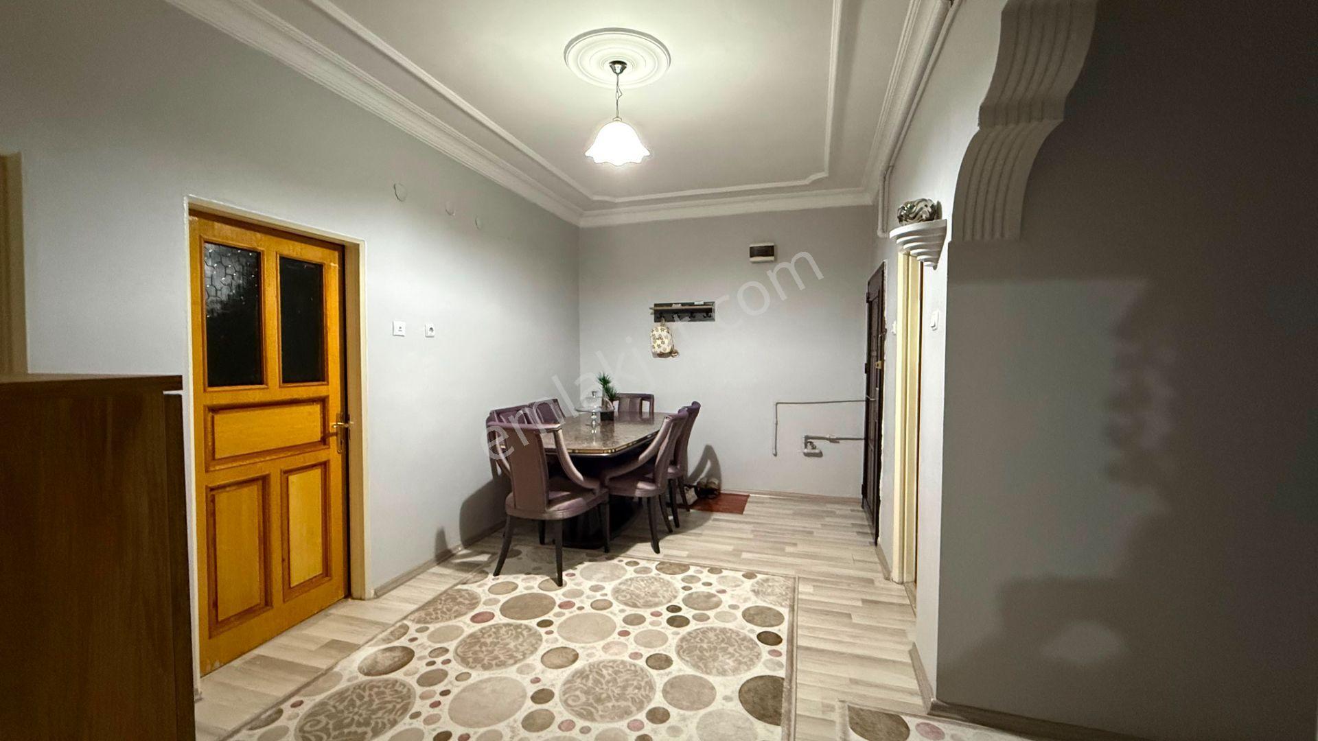 ( Kelepir ) Diclekentte 3.5+1 Lüks 1. Kat ( Altında Daire Var ) Sitede Kat İrtifaklı Fırsat Daire — fotoğraf 9