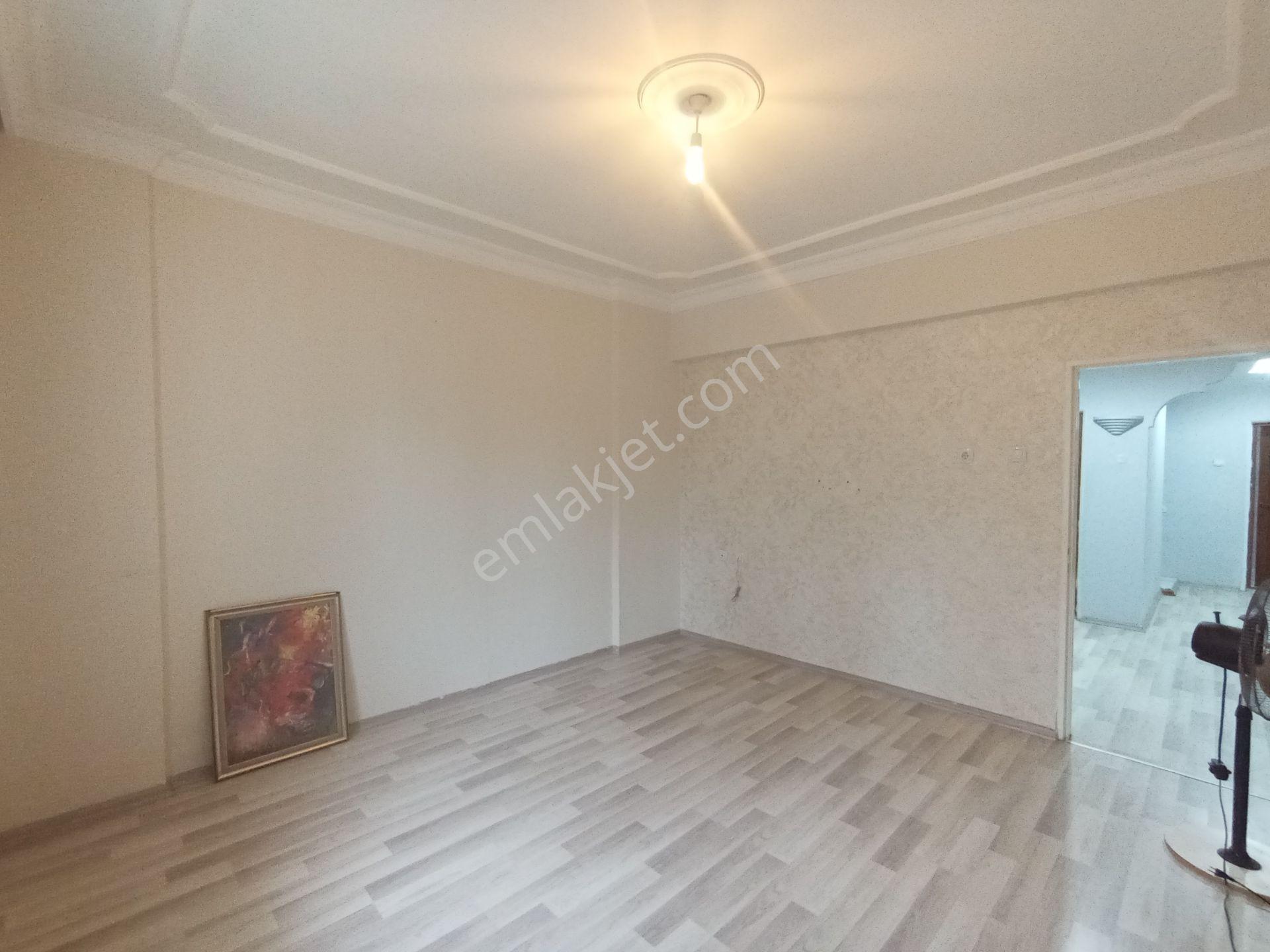 ( Kelepir ) Diclekentte 3.5+1 Lüks 1. Kat ( Altında Daire Var ) Sitede Kat İrtifaklı Fırsat Daire — fotoğraf 11
