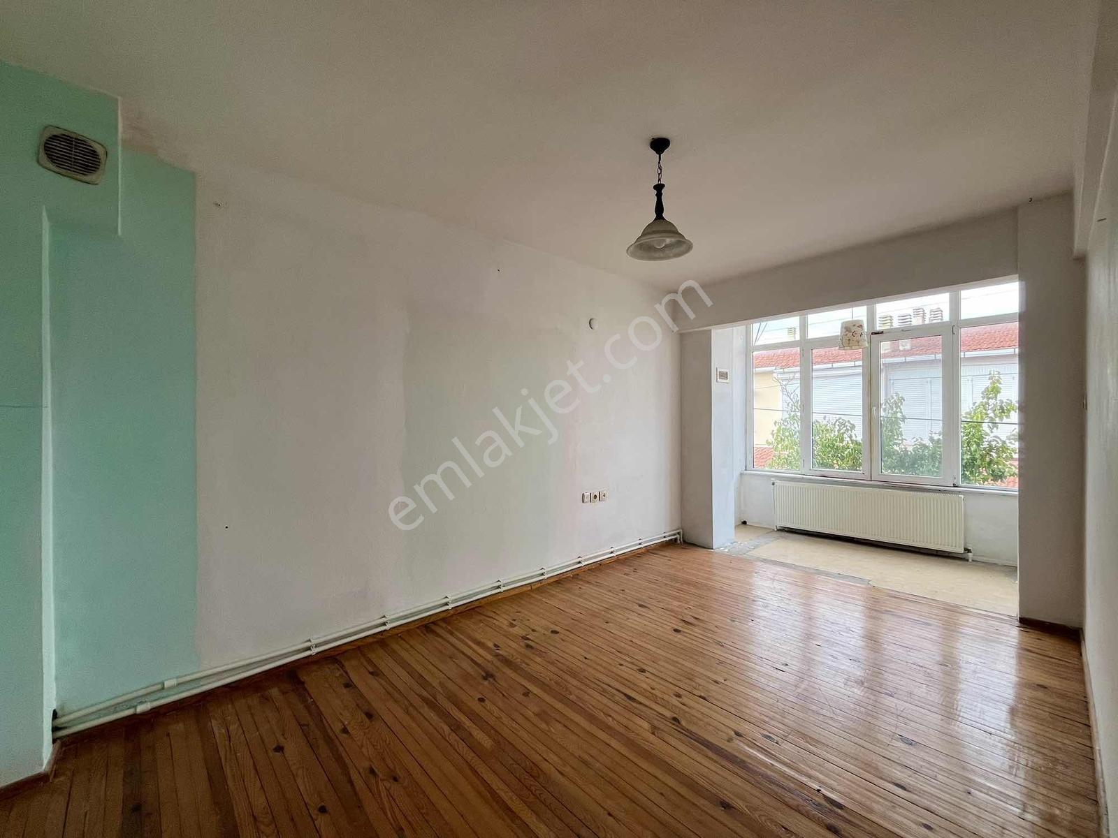 Urla Atatürk Mahallesinde Denize Yakın Geniş 4+1 Villa — fotoğraf 23