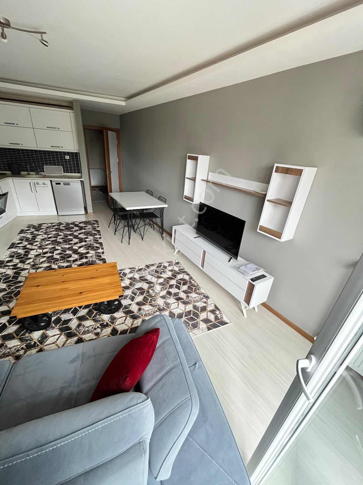 Görükle Merkezi Konum'da Satılık Geniş 1+1 Eşyalı Daire — fotoğraf 4