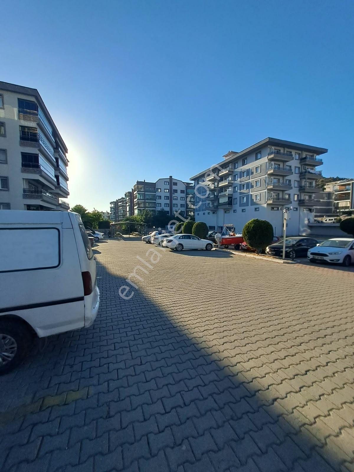 Güneşpark Sitesinde Eşyalı 1+1 | Balkonlu, Asansörlü, Ara Kat — fotoğraf 15