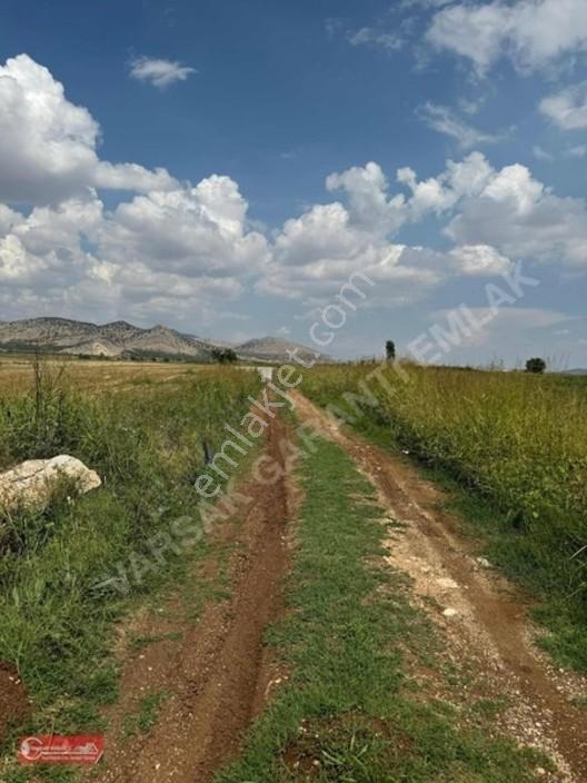 Burdur Karamanlı Kağılcık Köyü Satılık Tarla — fotoğraf 2
