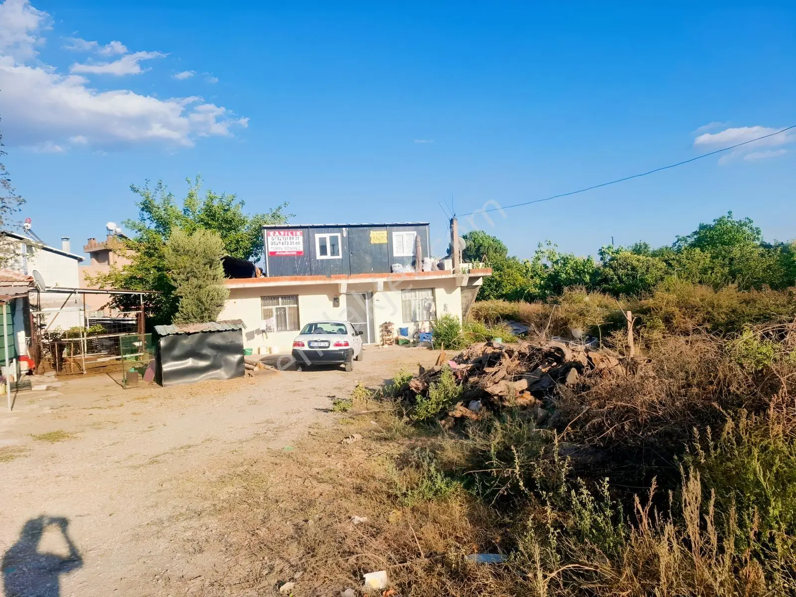İçinde Numaratjlı 2+1 Evi Olan Satılık Hisse — fotoğraf 4