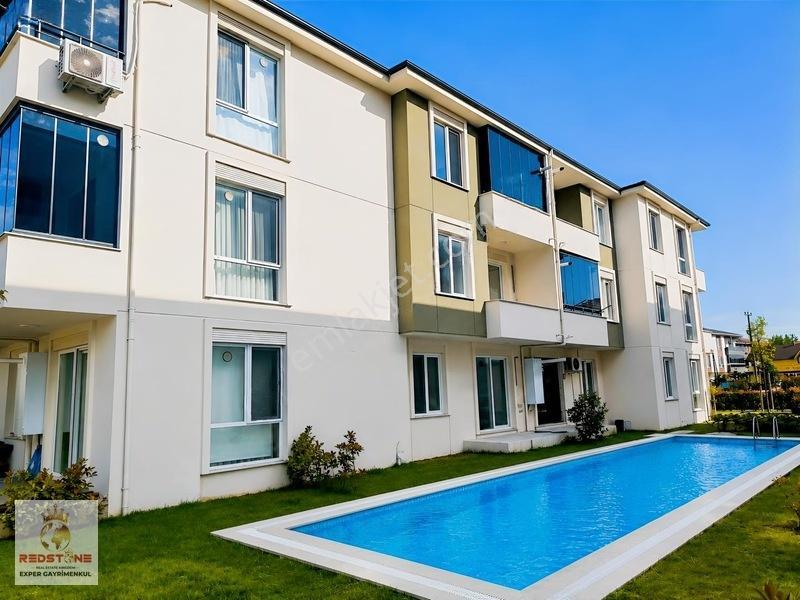 Karasuda Havuzlu Sitede Havuz Cephe Eşyalı C. Balkon Geniş 1+1 — fotoğraf 2