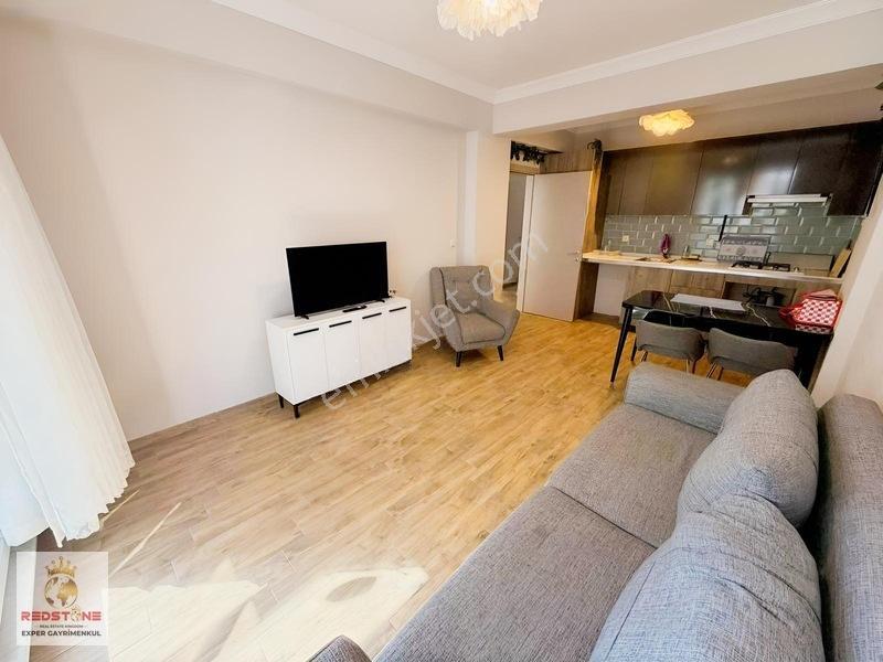 Karasuda Havuzlu Sitede Havuz Cephe Eşyalı C. Balkon Geniş 1+1 — fotoğraf 7