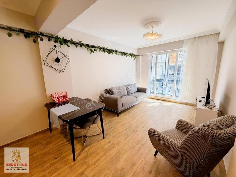 Karasuda Havuzlu Sitede Havuz Cephe Eşyalı C. Balkon Geniş 1+1 — fotoğraf 9