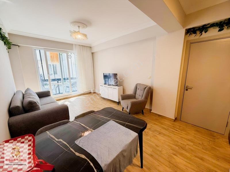 Karasuda Havuzlu Sitede Havuz Cephe Eşyalı C. Balkon Geniş 1+1 — fotoğraf 11