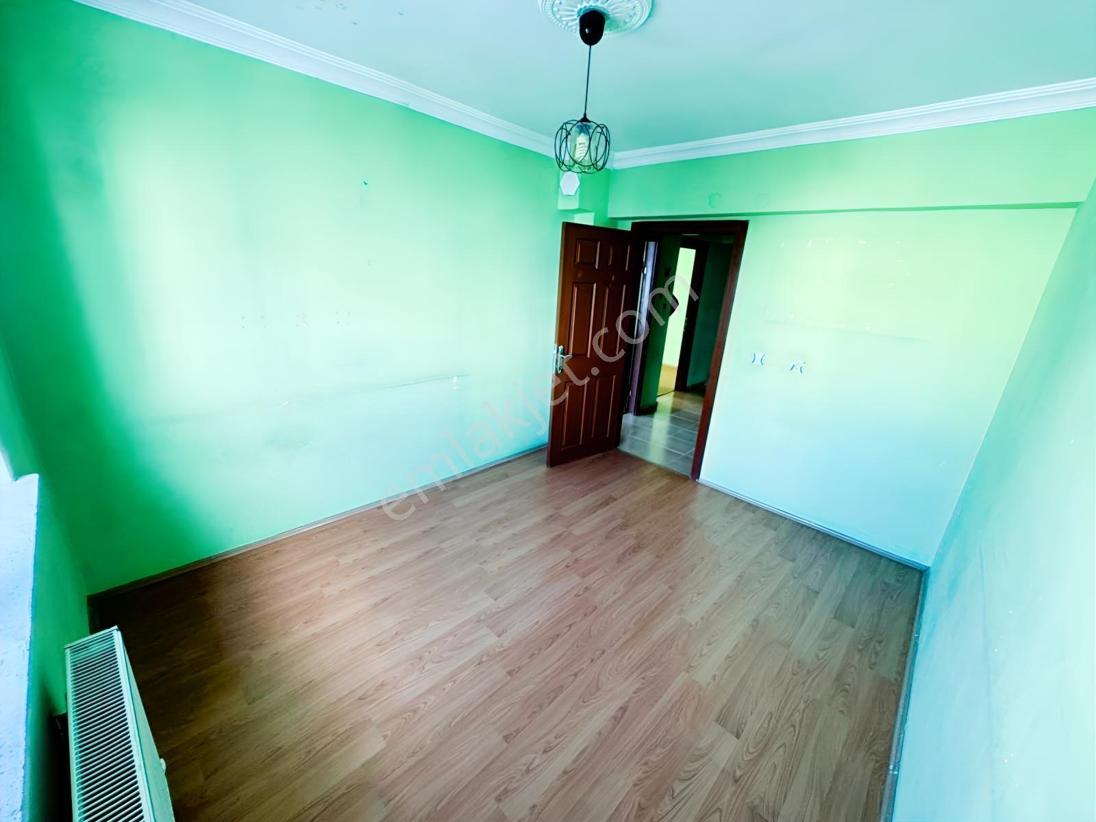 Malazgirt Mah. 3+1 Bağımsız Katta Cadde Üzeri Asansörlü Daire — fotoğraf 15