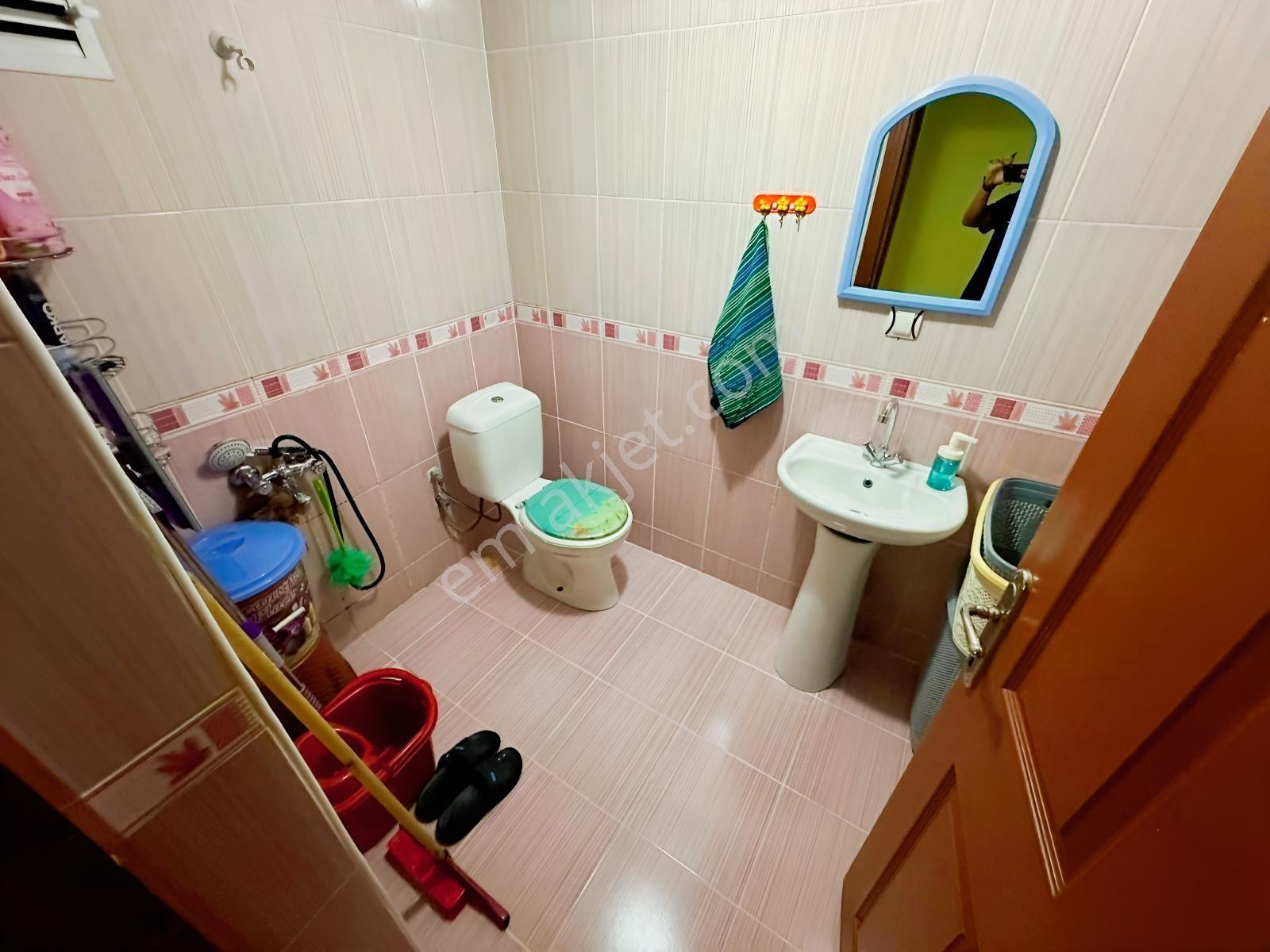Malazgirt Mah. 3+1 Bağımsız Katta Cadde Üzeri Asansörlü Daire — fotoğraf 27