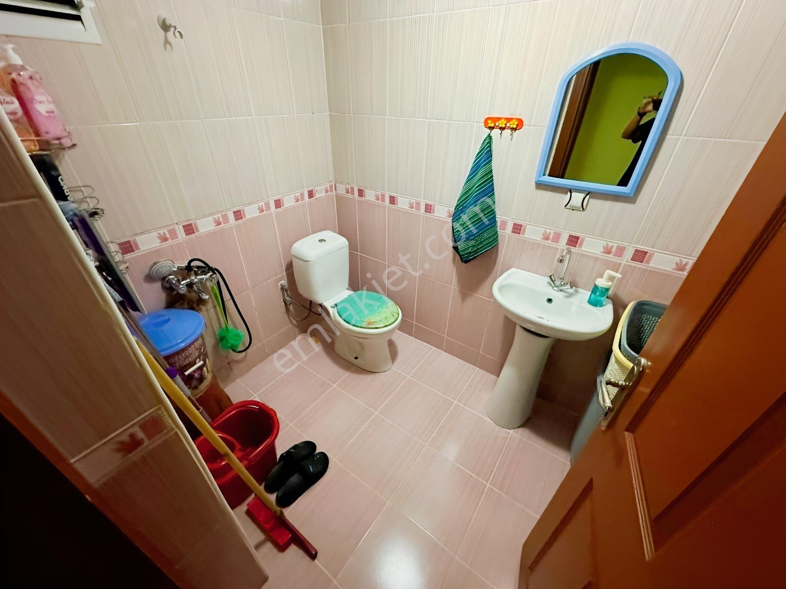 Malazgirt Mah. 3+1 Bağımsız Katta Cadde Üzeri Asansörlü Daire — fotoğraf 28