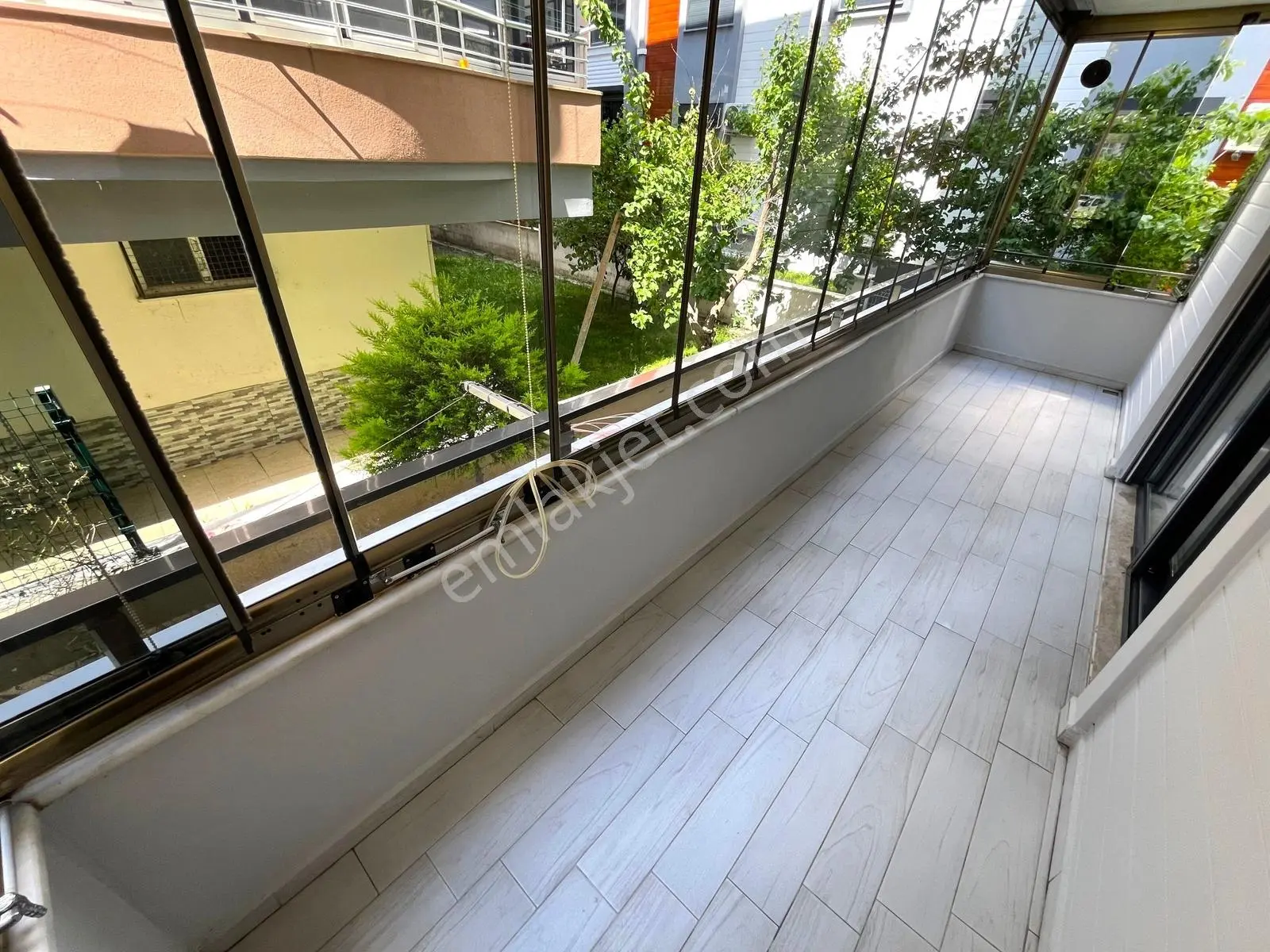 Yetkili Gümüşden Akçayda Full Kredili Doğalgazlı Denize 600m Şahane 2+1 Satılık Daire — fotoğraf 7