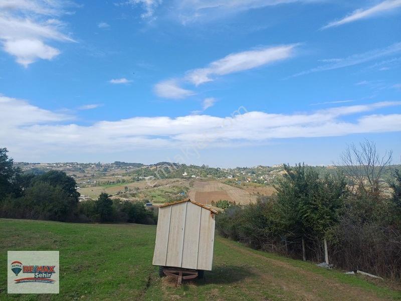 Remax Şehirden Akköyde Gelişim Konut Alanında Satılık Tarla — fotoğraf 5