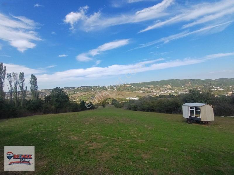 Remax Şehirden Akköyde Gelişim Konut Alanında Satılık Tarla — fotoğraf 9