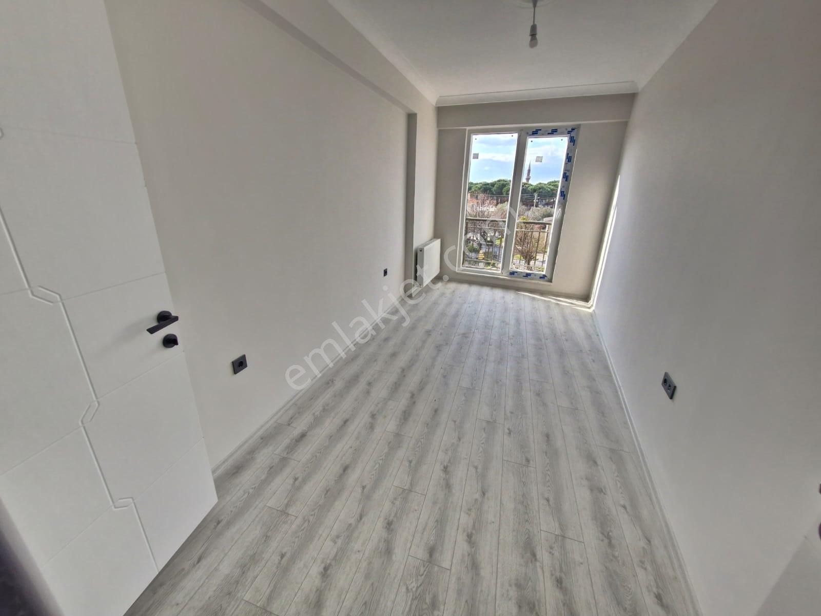 Huzur^dan Ebeveny Banyolu Arakat Doğalgazlı 2+1 Mükemmel Daire — fotoğraf 29