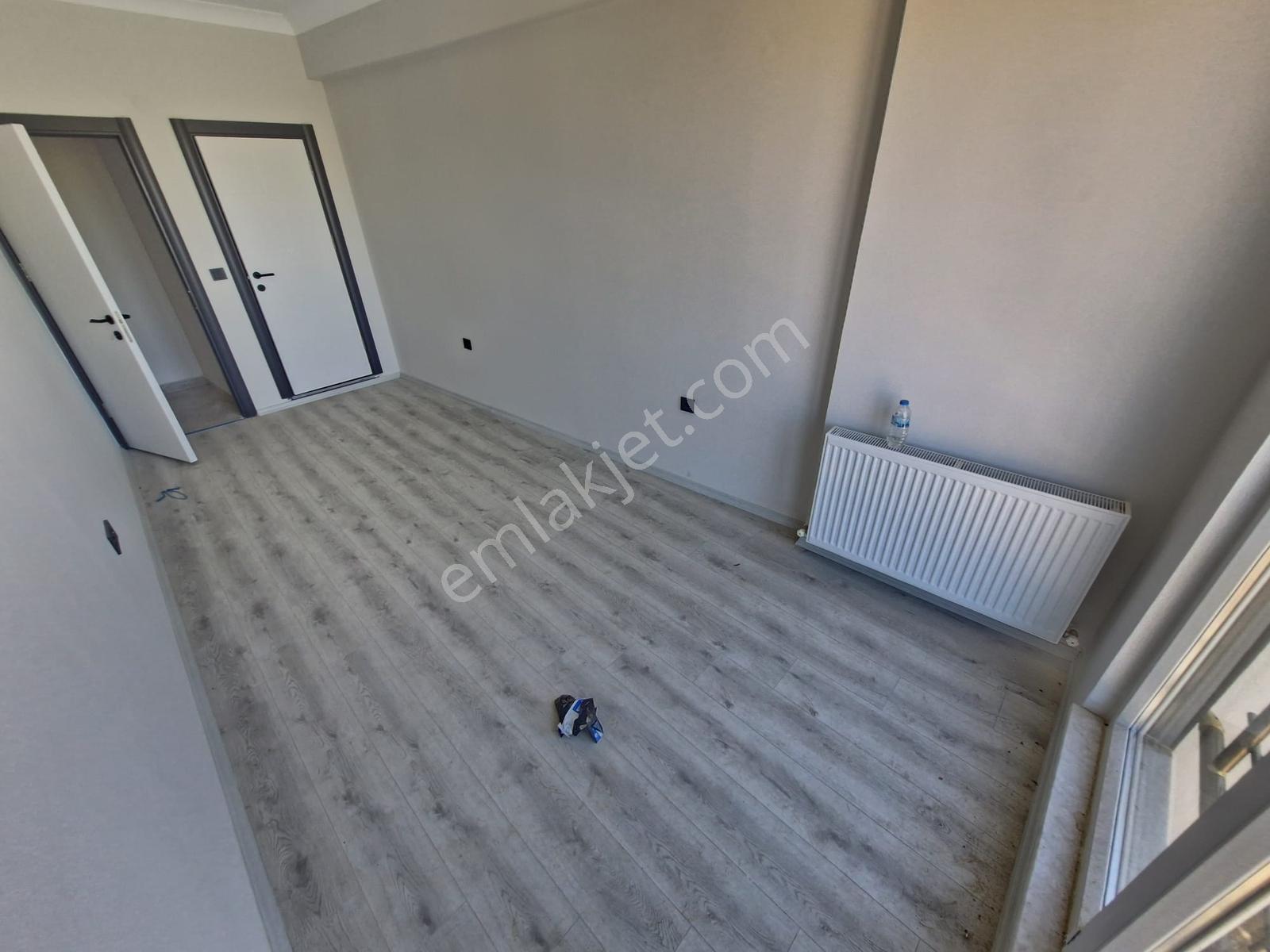Huzur^dan Ebeveny Banyolu Arakat Doğalgazlı 2+1 Mükemmel Daire — fotoğraf 32