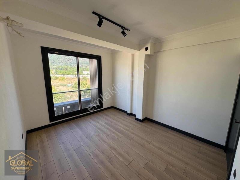 Özderede Denize 200m Büyük Bahçeli Köşe Villa — fotoğraf 13