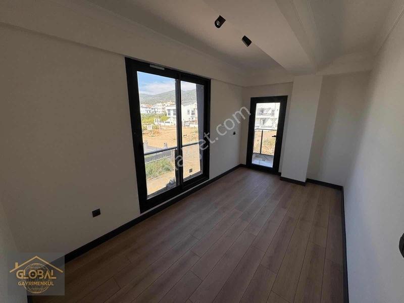 Özderede Denize 200m Büyük Bahçeli Köşe Villa — fotoğraf 19
